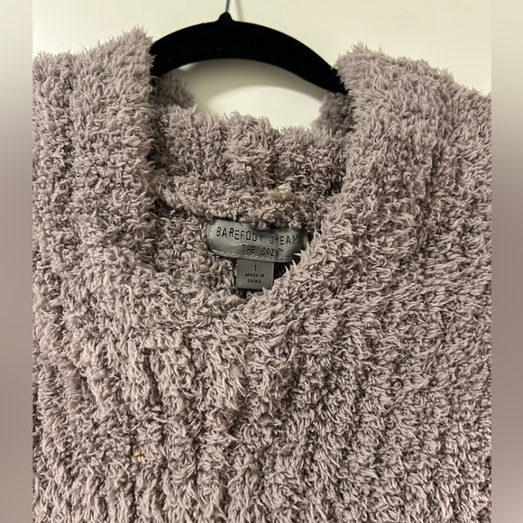 Barefoot Dreams The Cozy. ONE SIZE - Picture 2 of 3